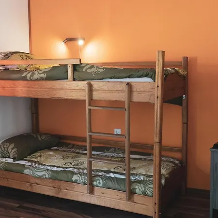 Kuca Za Odmor Lujzijana Сasa de vacaciones *